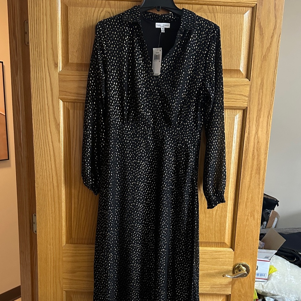 Chic Long Sleeve Black Dress with Gold Accents